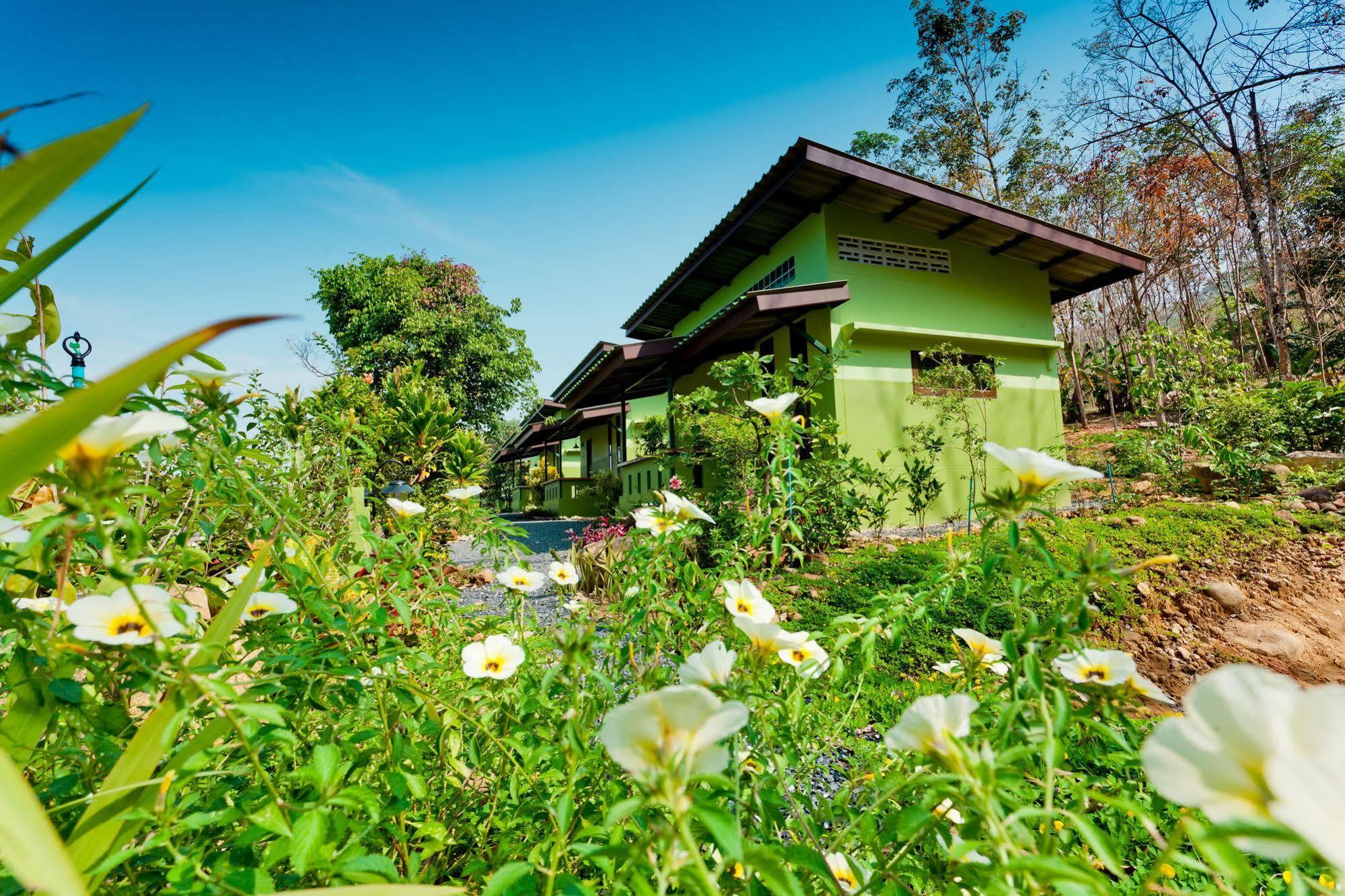 The Mouth Resort - Sha Extra Plus Khao Lak Dış mekan fotoğraf